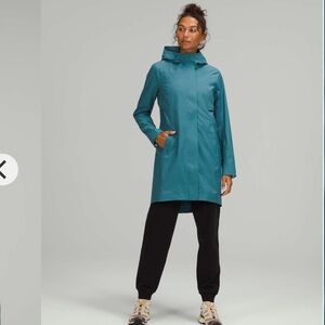 Lululemon Rain Rebel Jacket Capture Blue